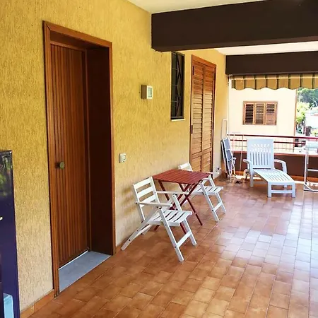 La Casa Dei Colori Appartement Letojanni